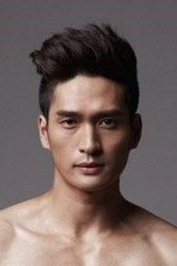 SUN's picture in the cast
