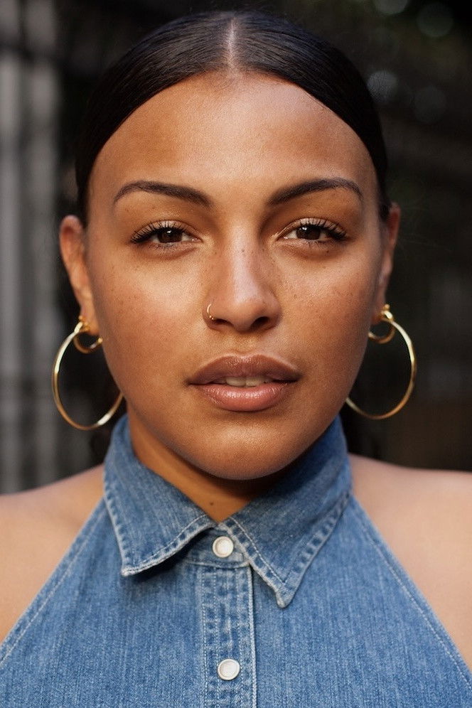 et billede af Paloma Elsesser