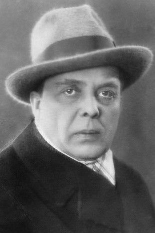 et billede af Luigi Hofman