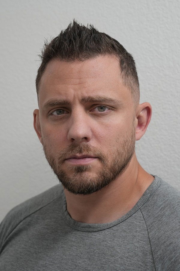 et billede af Michael Nesto