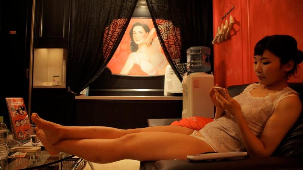 Love Hotel (2014) — still 2