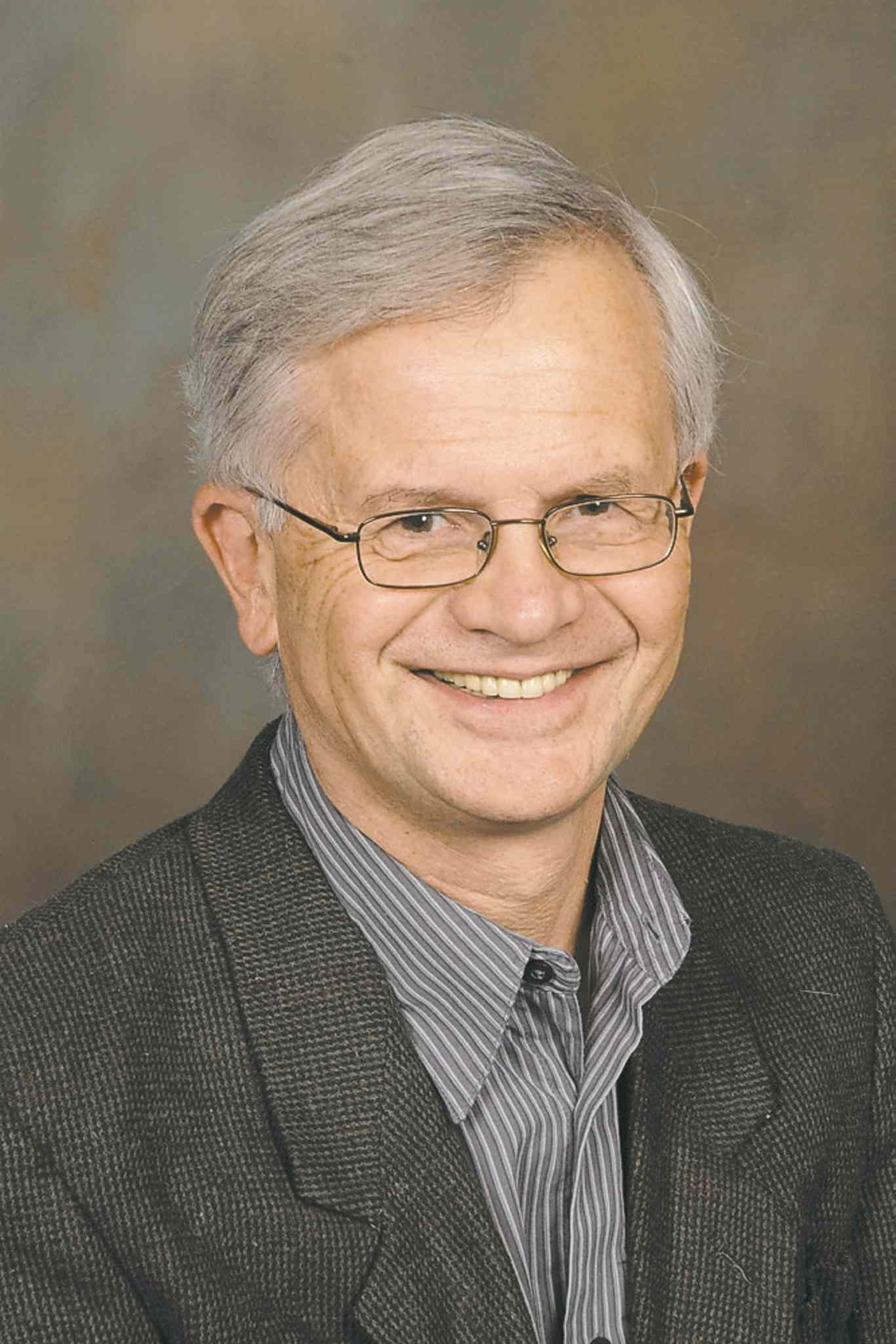 et billede af George Toles