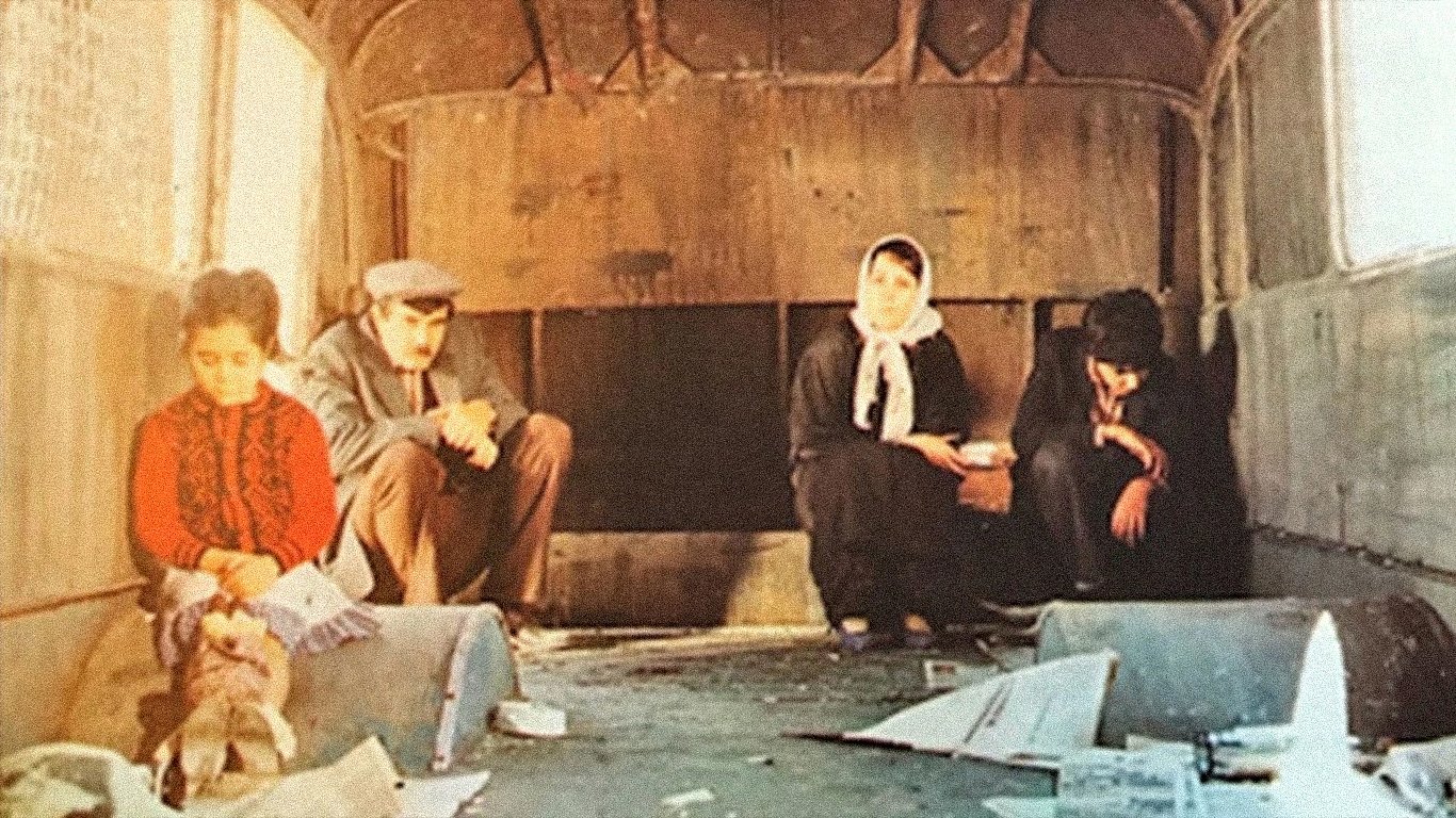 Bir Avuç Cennet (1985)