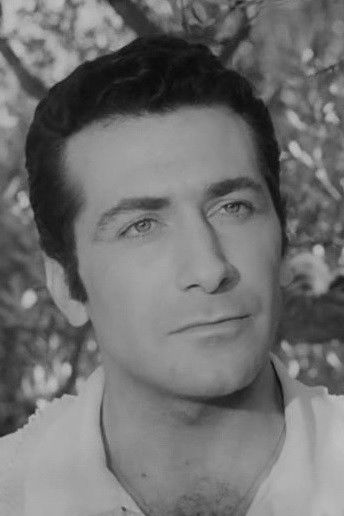 et billede af Ettore Serra