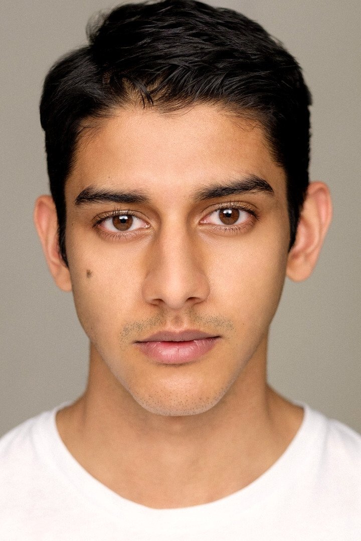 et billede af Dee Ahluwalia