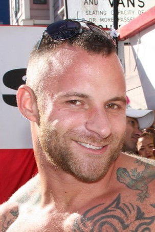 et billede af Derek Parker