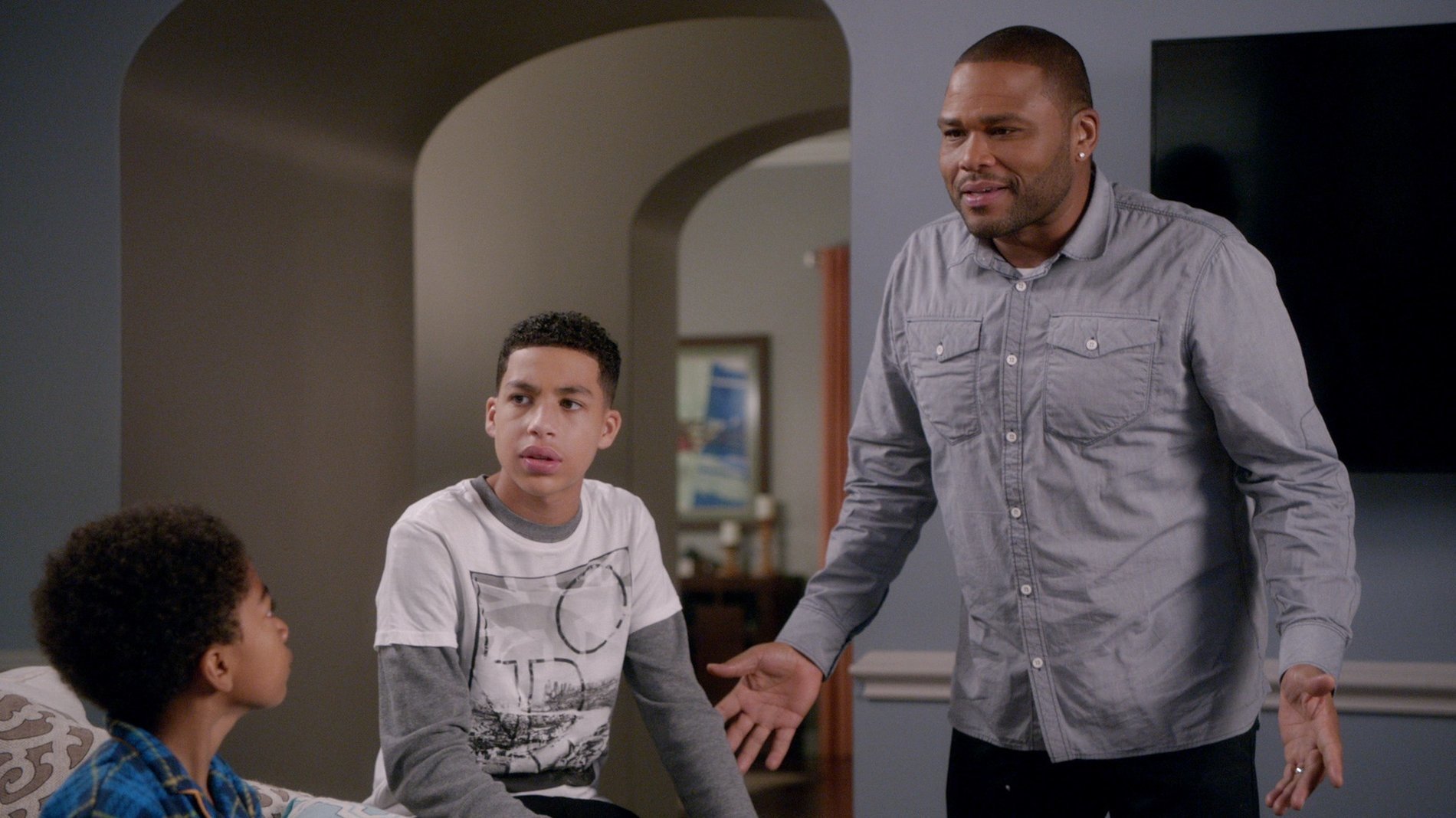 black-ish Season 1 :Episode 15  The Dozens