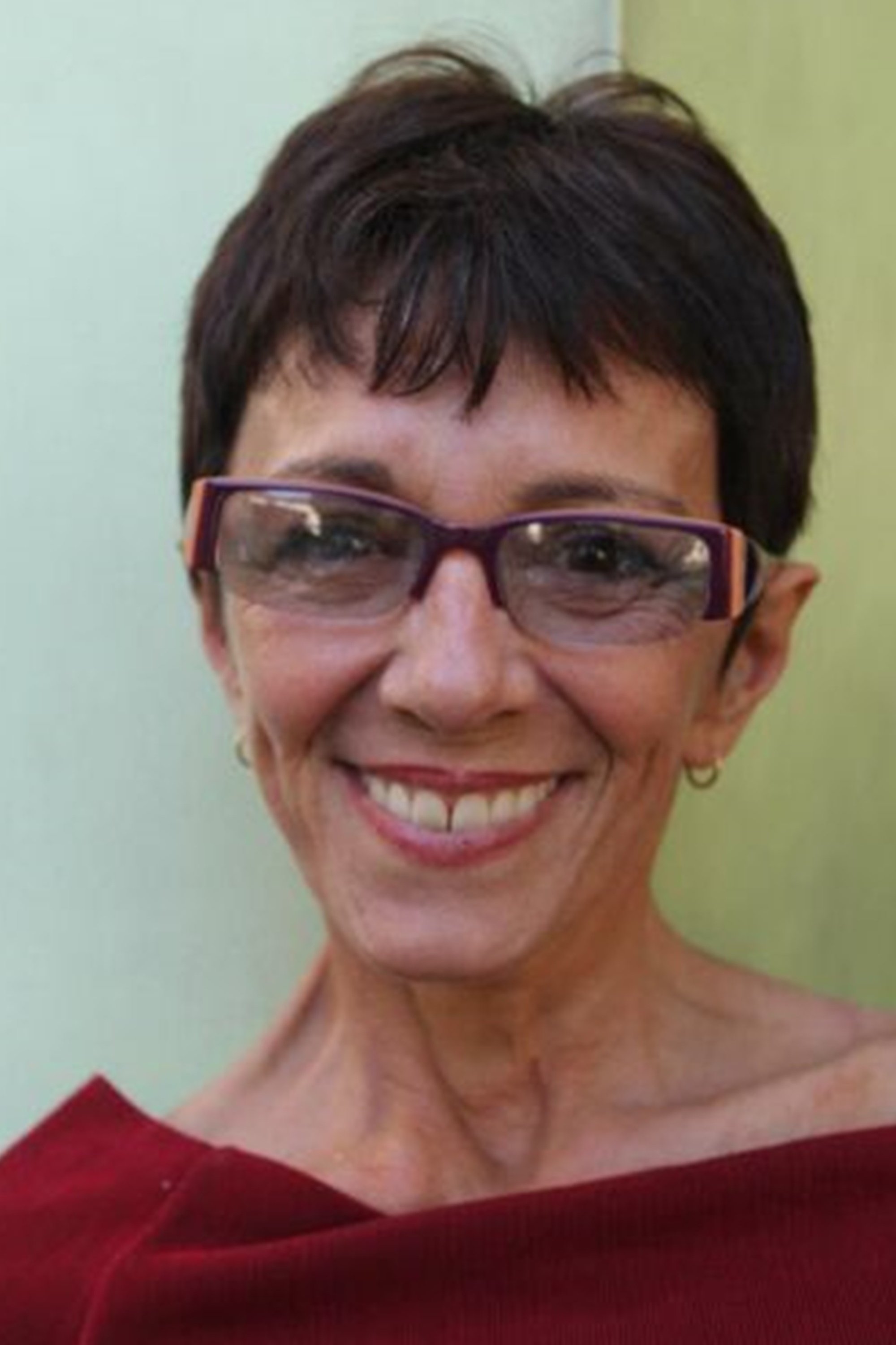 Nadia Carvalho's picture in the cast