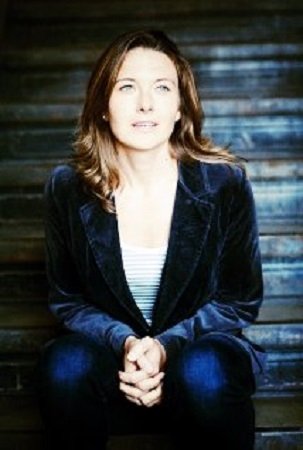 et billede af Elly Jaresko