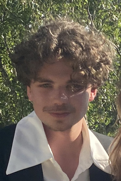 et billede af Milan Morris-Gibson