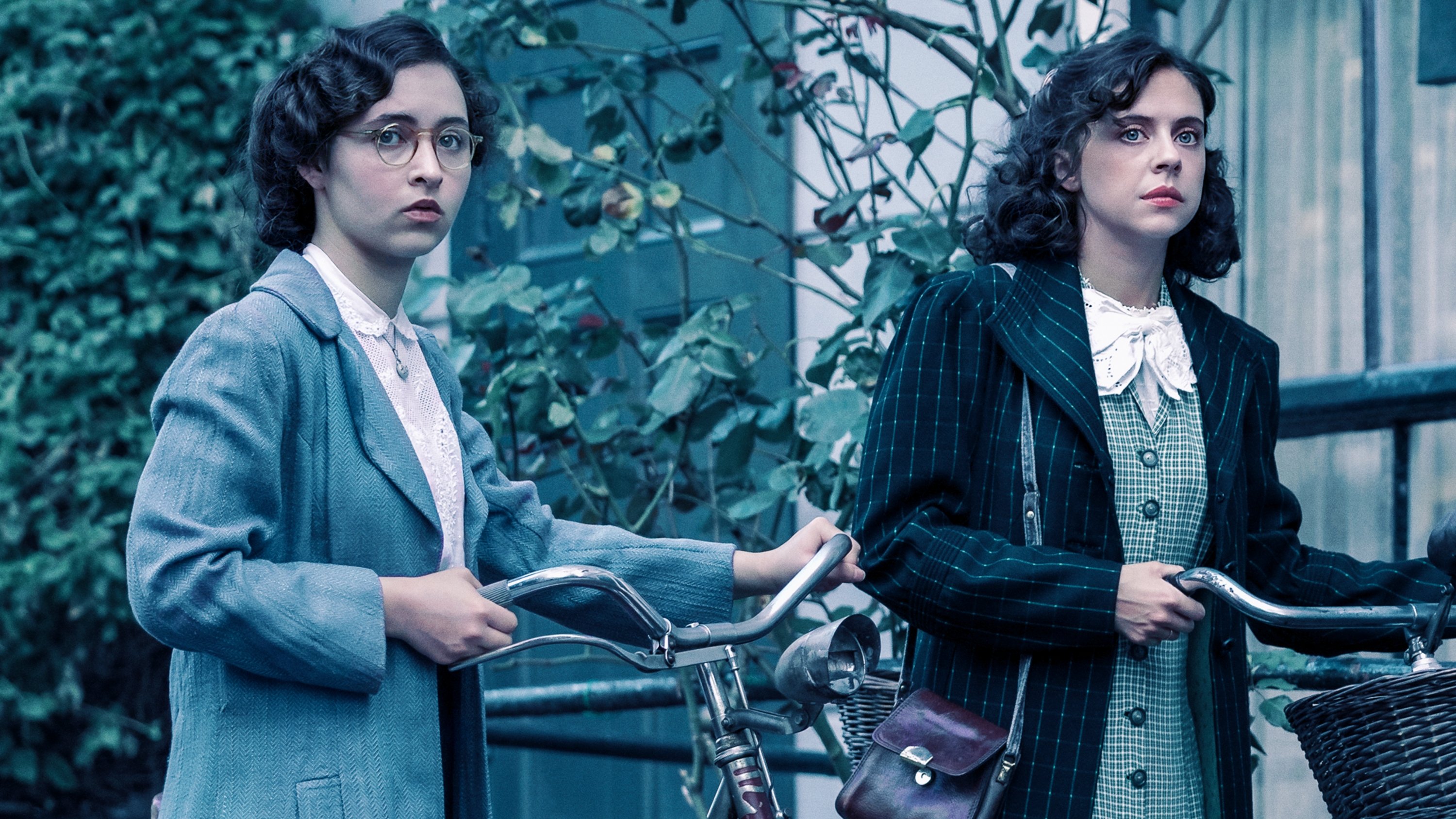 A Small Light (2023): Uma Minissérie Dramática que Retrata a Coragem de Miep Gies, Heroína da Segunda Guerra Mundial 2