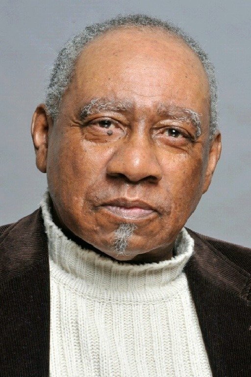 et billede af Tee Dennard