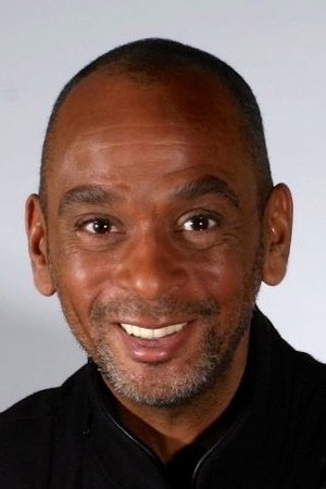 et billede af Pierre Sanoussi-Bliss