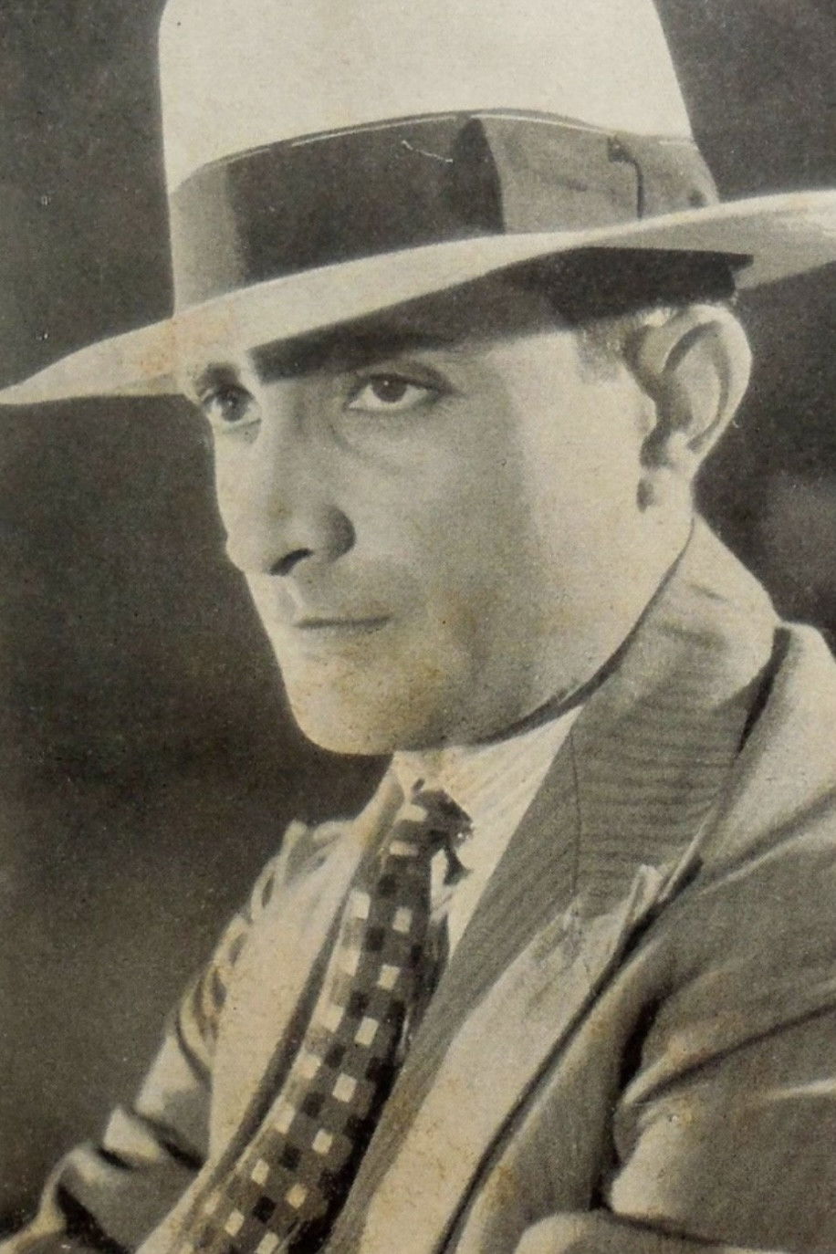 et billede af E. Billimoria