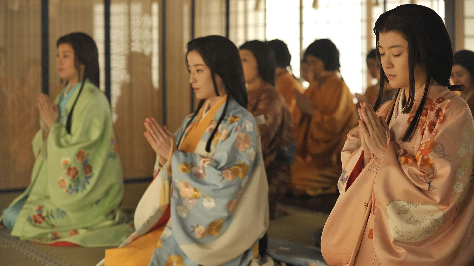 Thumbnail for Father and Mother's Portrait (Chichihaha no shōzō) Season 1 Episode 22