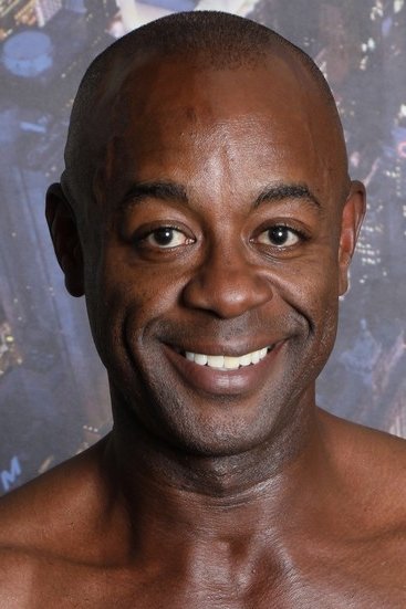 et billede af Aaron Trainer