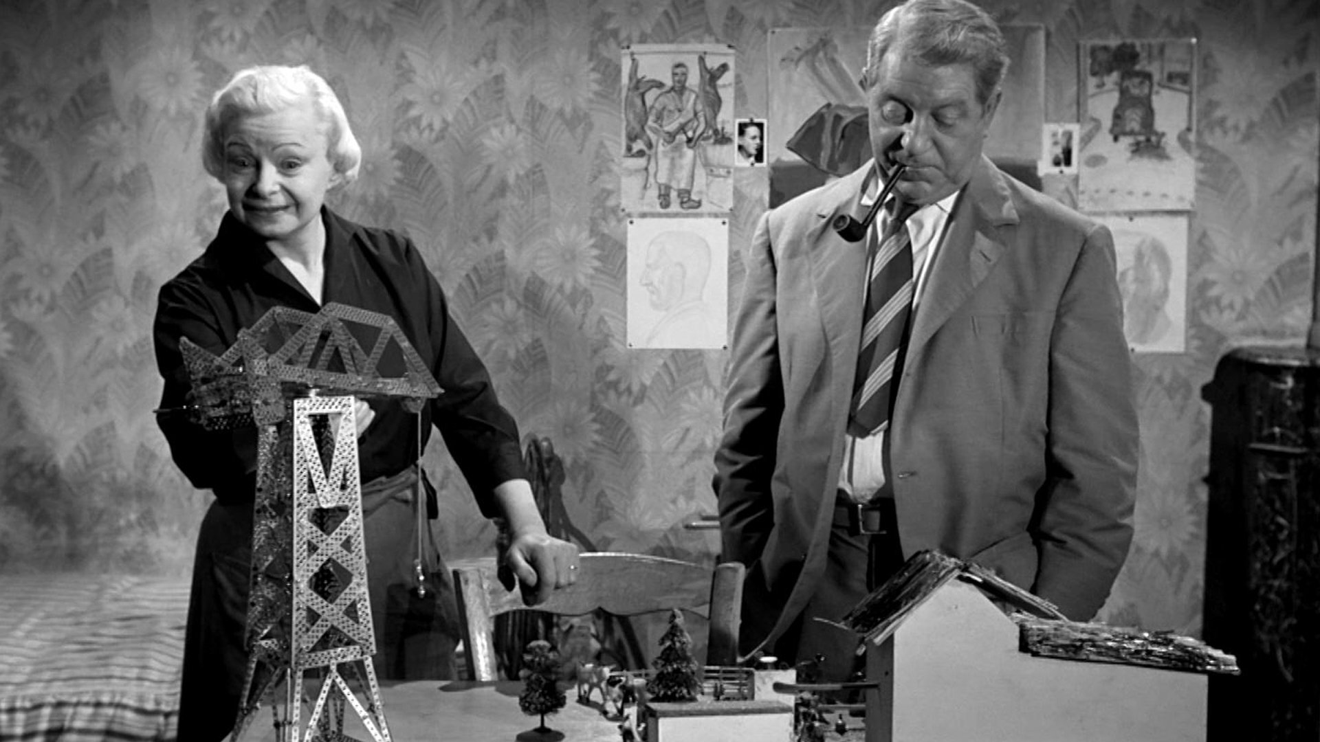 Maigret Sets a Trap