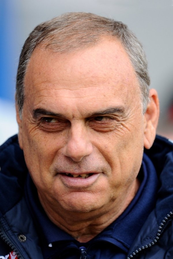 Avram Grant's picture in the cast