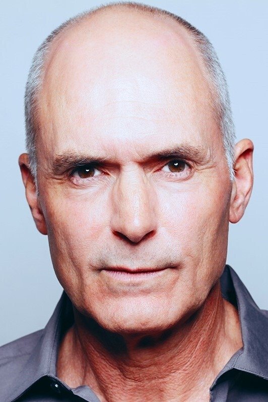 et billede af S.E. Perry