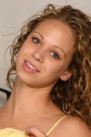 et billede af Hayley Bangg