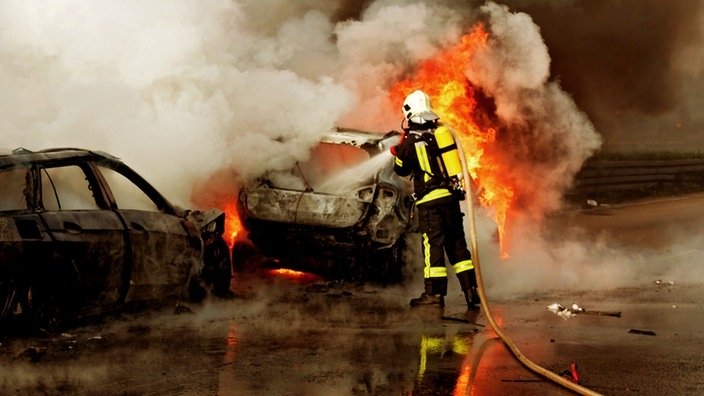 Feuer & Flamme – Mit Feuerwehrmännern im Einsatz