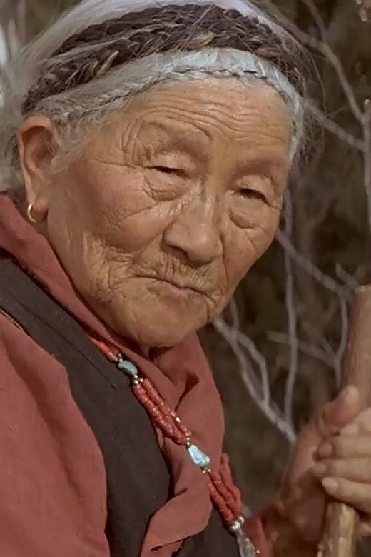 et billede af Ama Ashe Dongtse