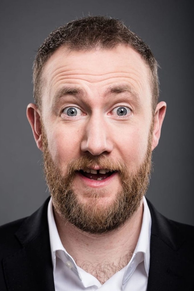 et billede af Alex Horne