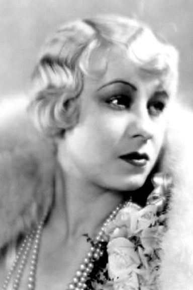 et billede af Helene Millard