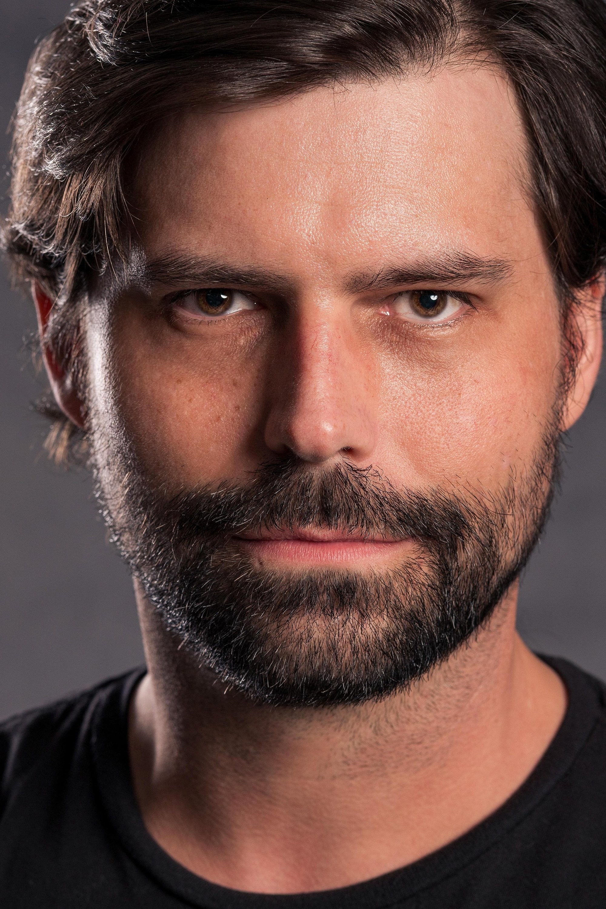 et billede af James David West