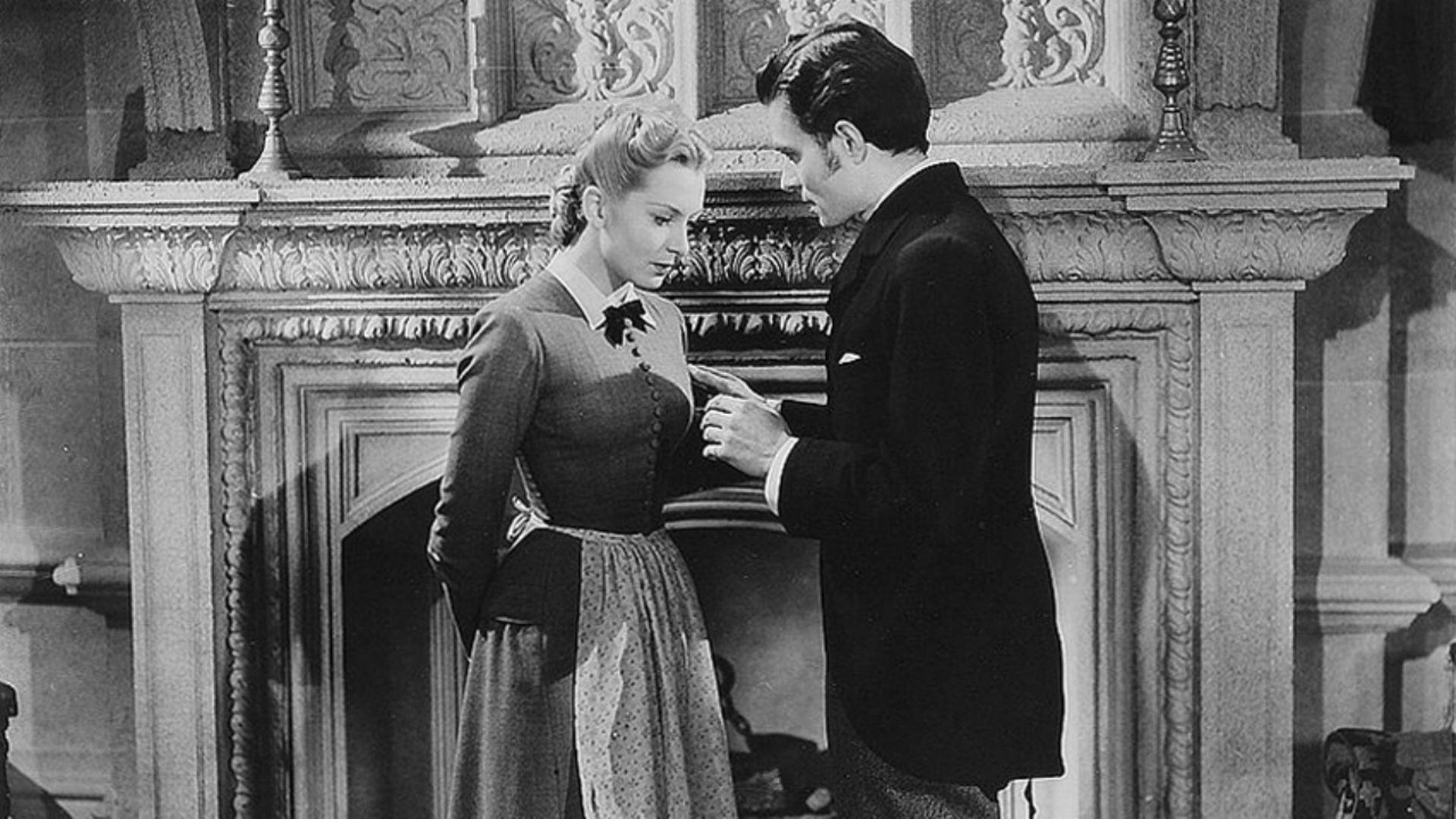 Hatter's Castle (1942)