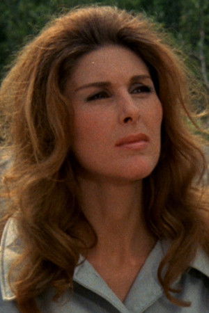 et billede af Claire Wilbur