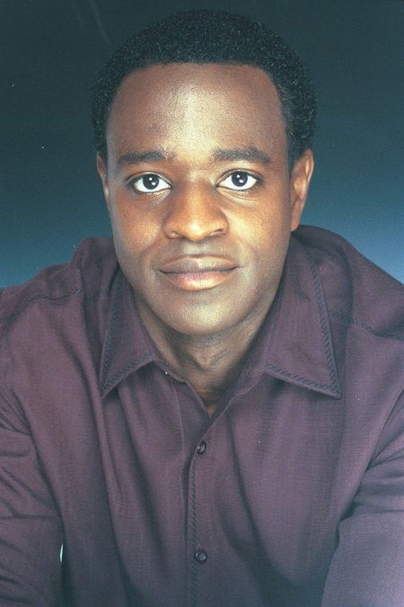 et billede af Ausby Larkin