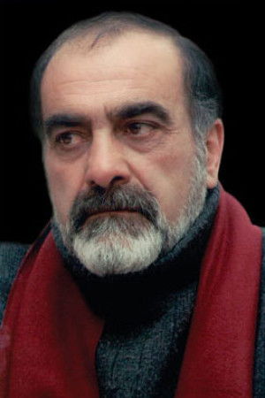 et billede af Razmik Khosroyev