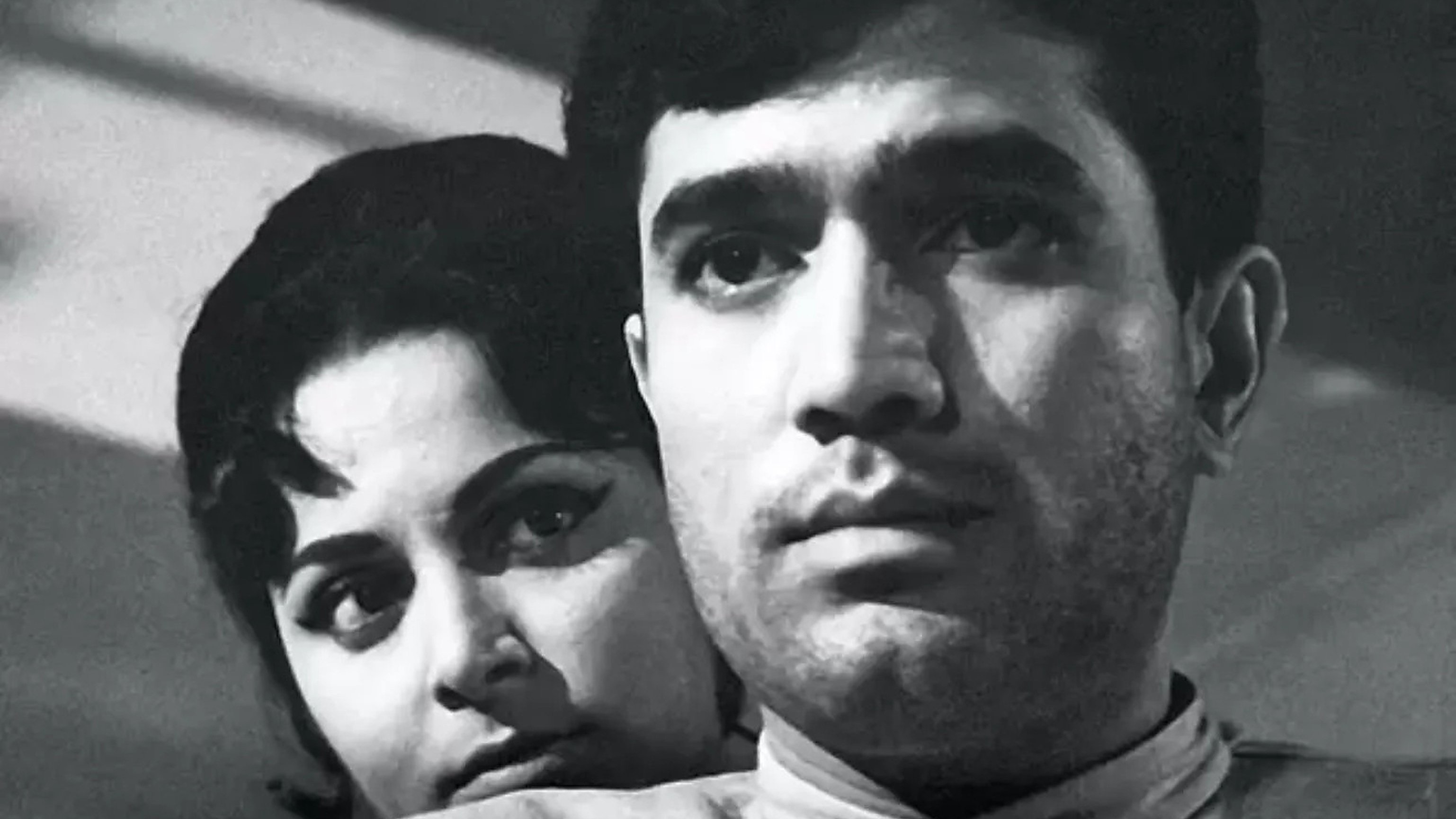 Khamoshi (1969)