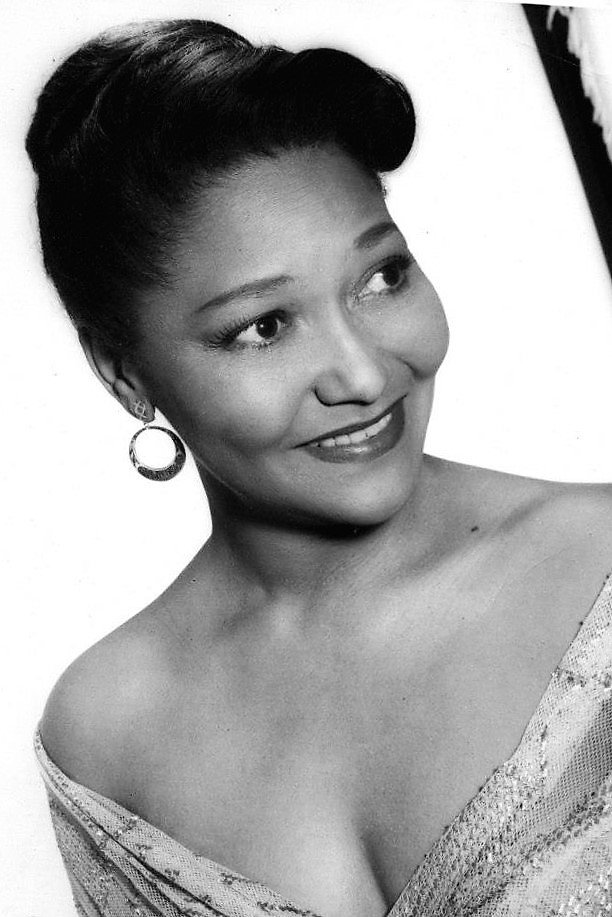 et billede af Maidie Norman