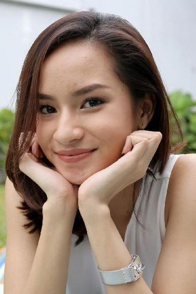 et billede af Adinda Rizkyana