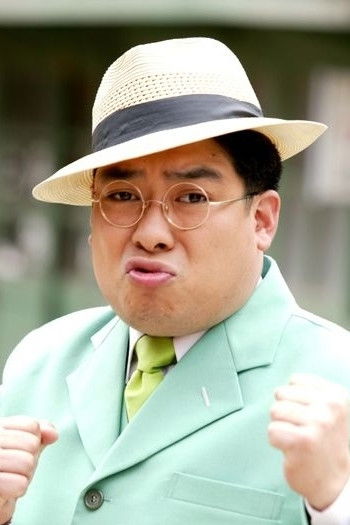 et billede af Kim Dong-su