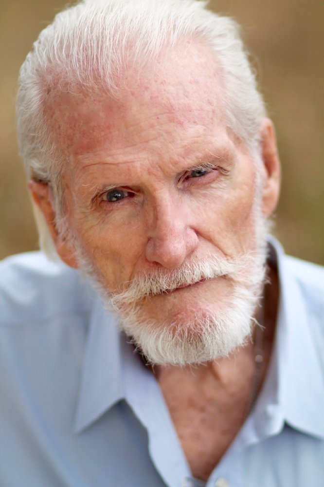 et billede af Lory Tom Thompson Sr.