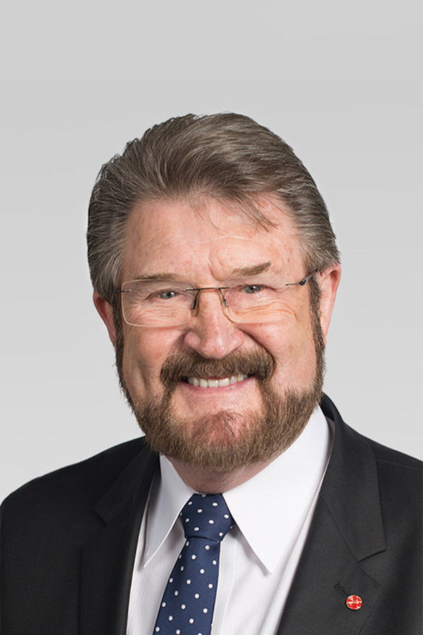 et billede af Derryn Hinch