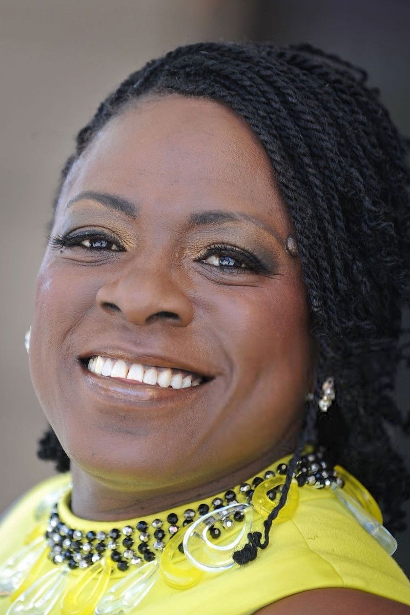 et billede af Sharon Jones