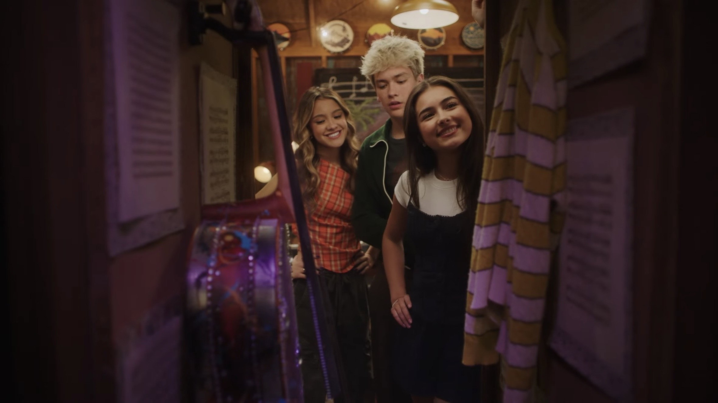 S1E5 · Mitchie's Notebook