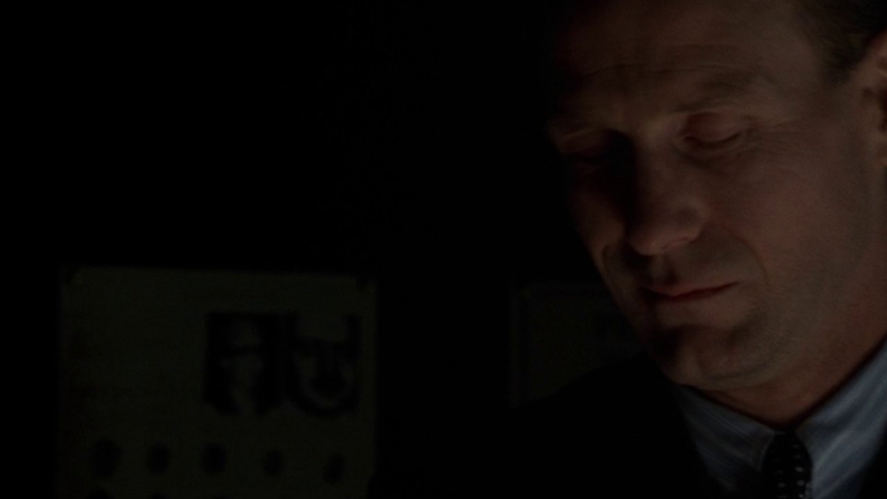 Dark City (1998)