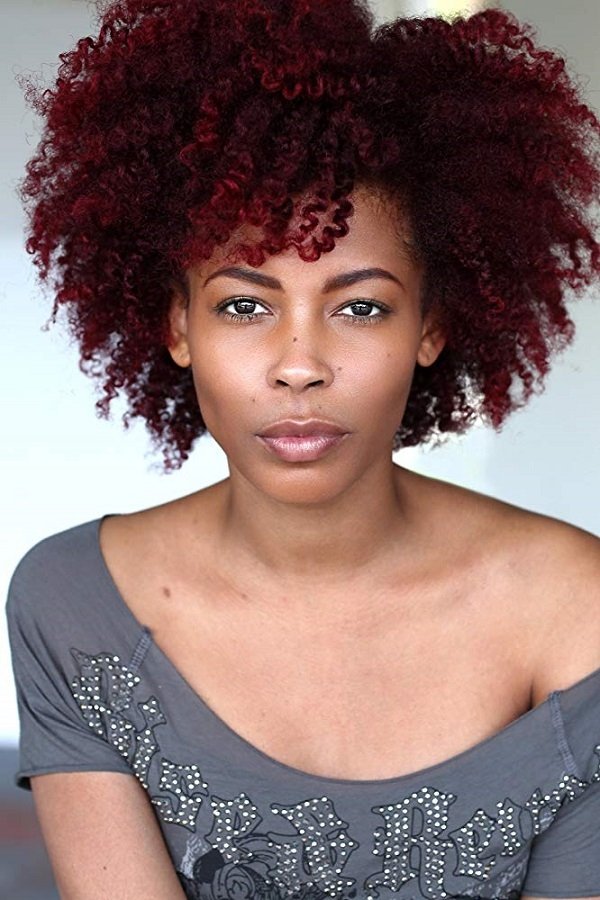 et billede af Phire Whitaker