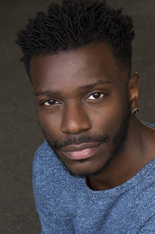 et billede af Bernard D. Jones