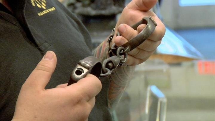 Pawn Stars Season 3 :Episode 18  Houdini's Handcuffs