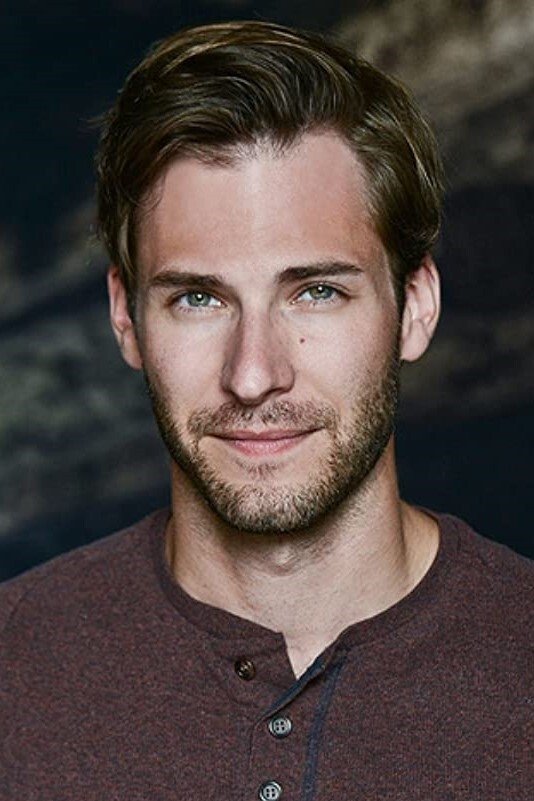 et billede af Biden Hall