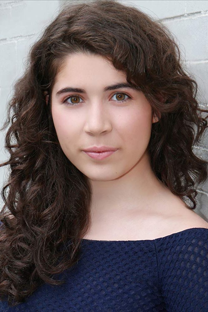 et billede af Chloe Himmelman