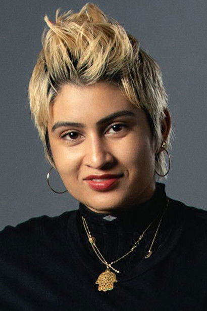 et billede af Baseera Khan