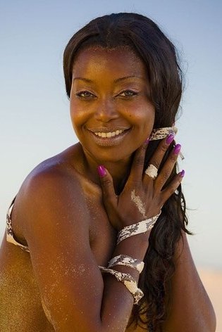 Carla Leão