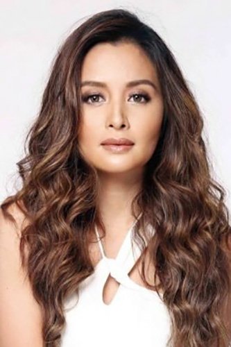 et billede af Kris Bernal